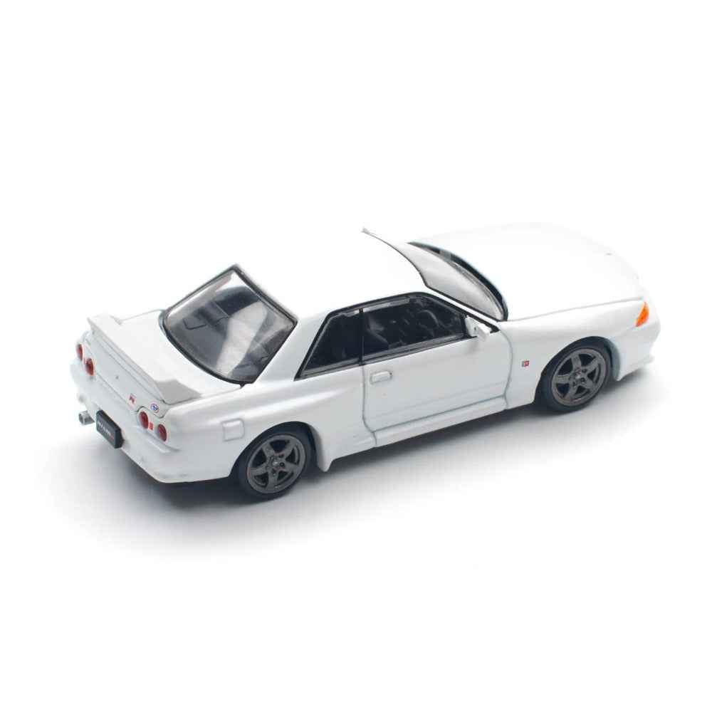 Pop Race 64-0157 1/64 Nissan Skyline GT-R R32 Crystal White