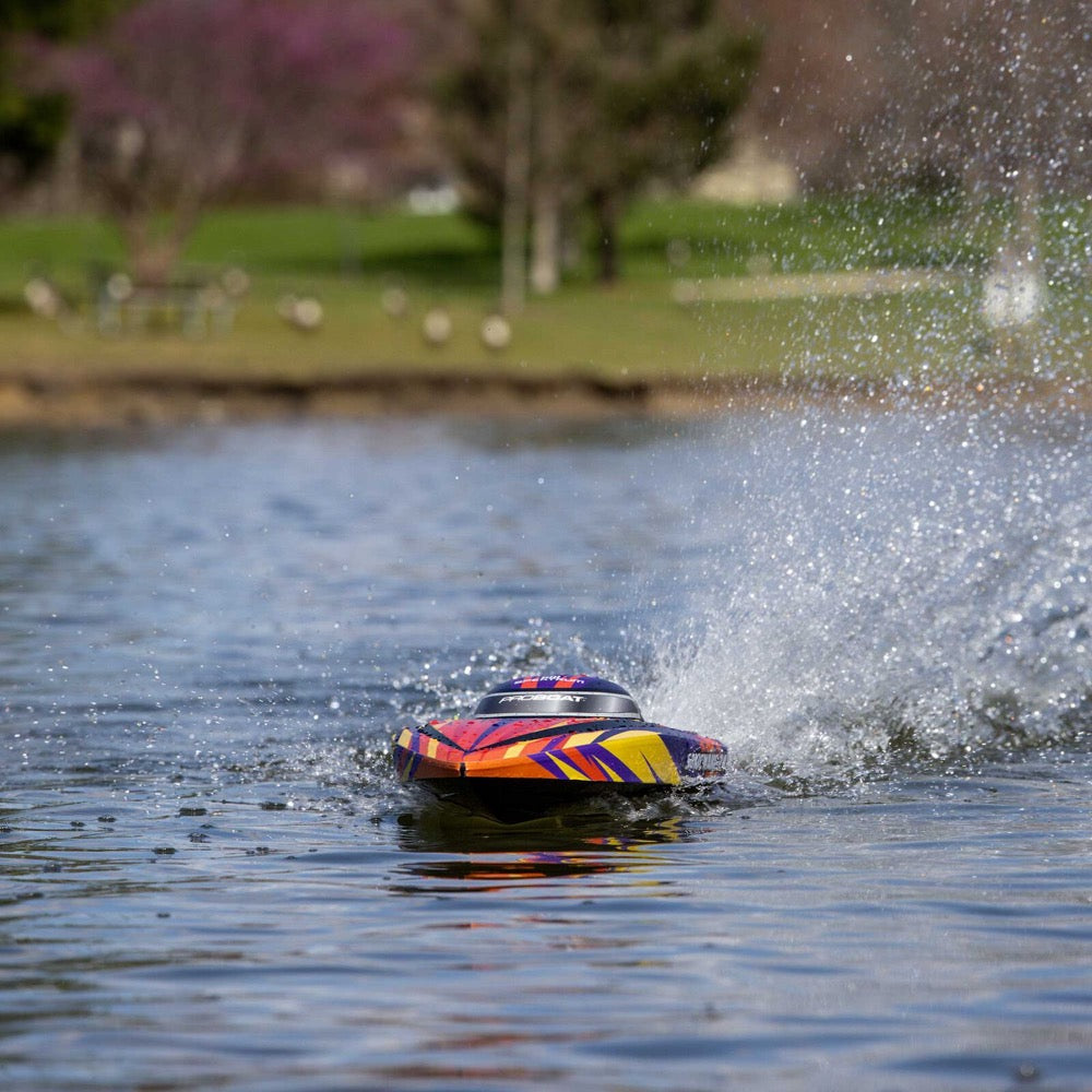 Pro Boat PRB-1992T1 Sonicwake 24inch Self-Righting Brushless Deep-V Boat RTR Red