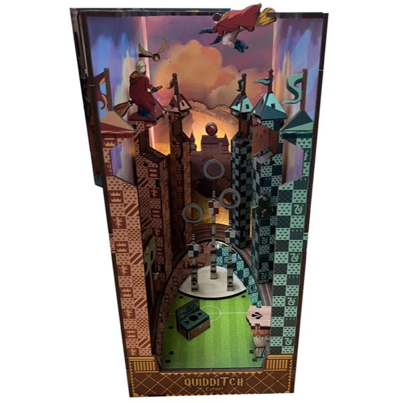 Revell 00532 Harry Potter Quiddich Field Book Nook