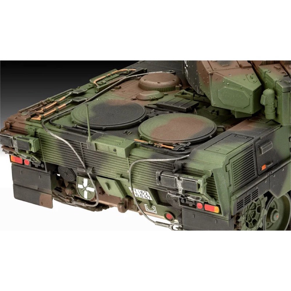 Revell 03360 1/35 Leopard 2A7A1