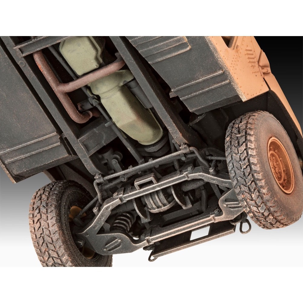 Revell 03366 1/35 HMMWV M1097A2
