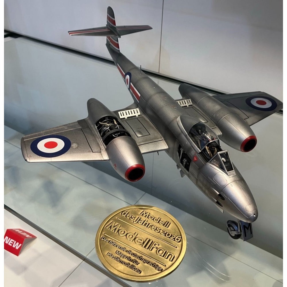 Revell 03750 1/32 Gloster Meteor F.8