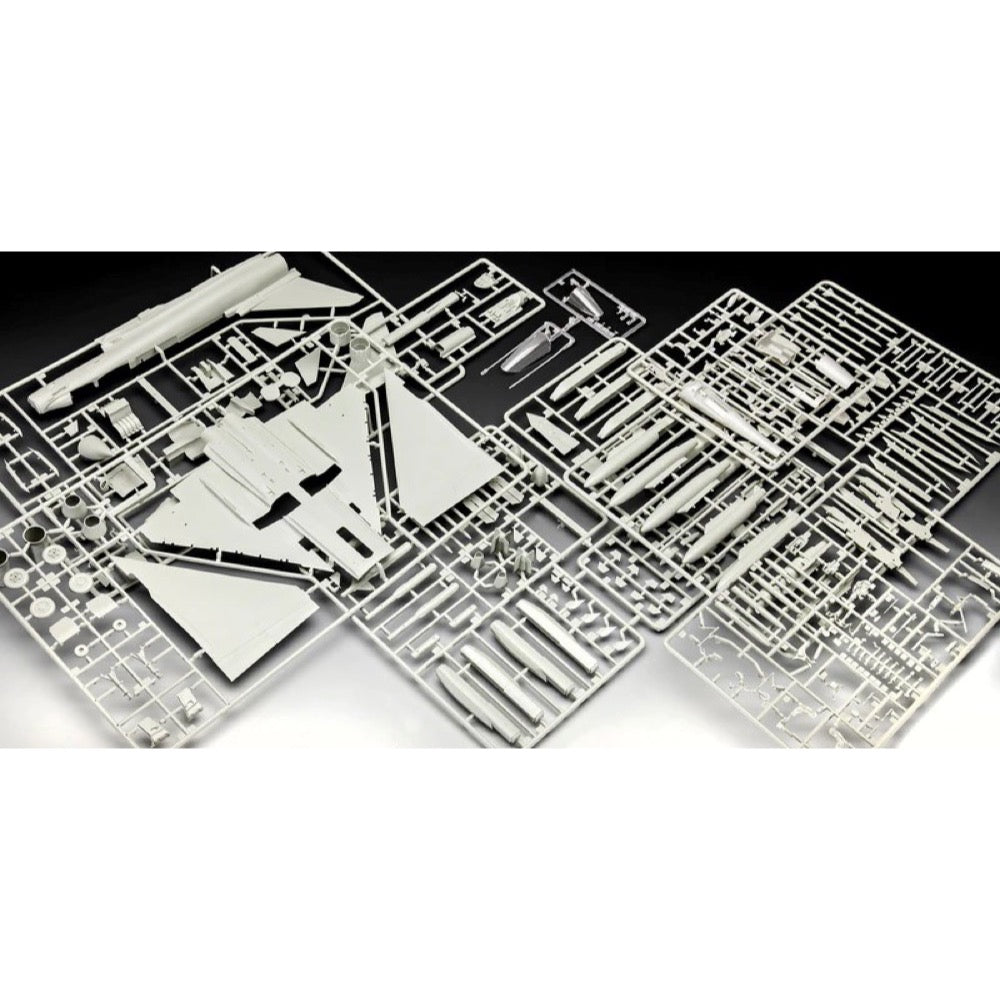 Revell 03753 1/48 Eurofighter Typhoon FGR.4 MOGGY Display Team