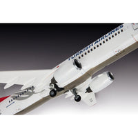 Revell 03772 1/144 Boeing 737-800 Turkish Airlines