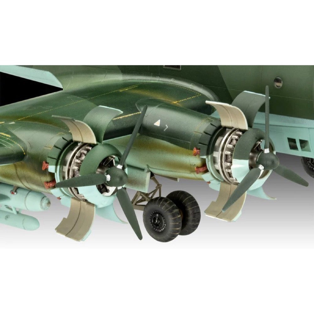 Revell 03777 1/72 Focke Wulfe FW 200C-5/C-8 condor