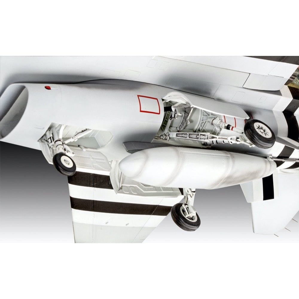 Revell 03802 1/32 F-16 Falcon 50th Anniversary