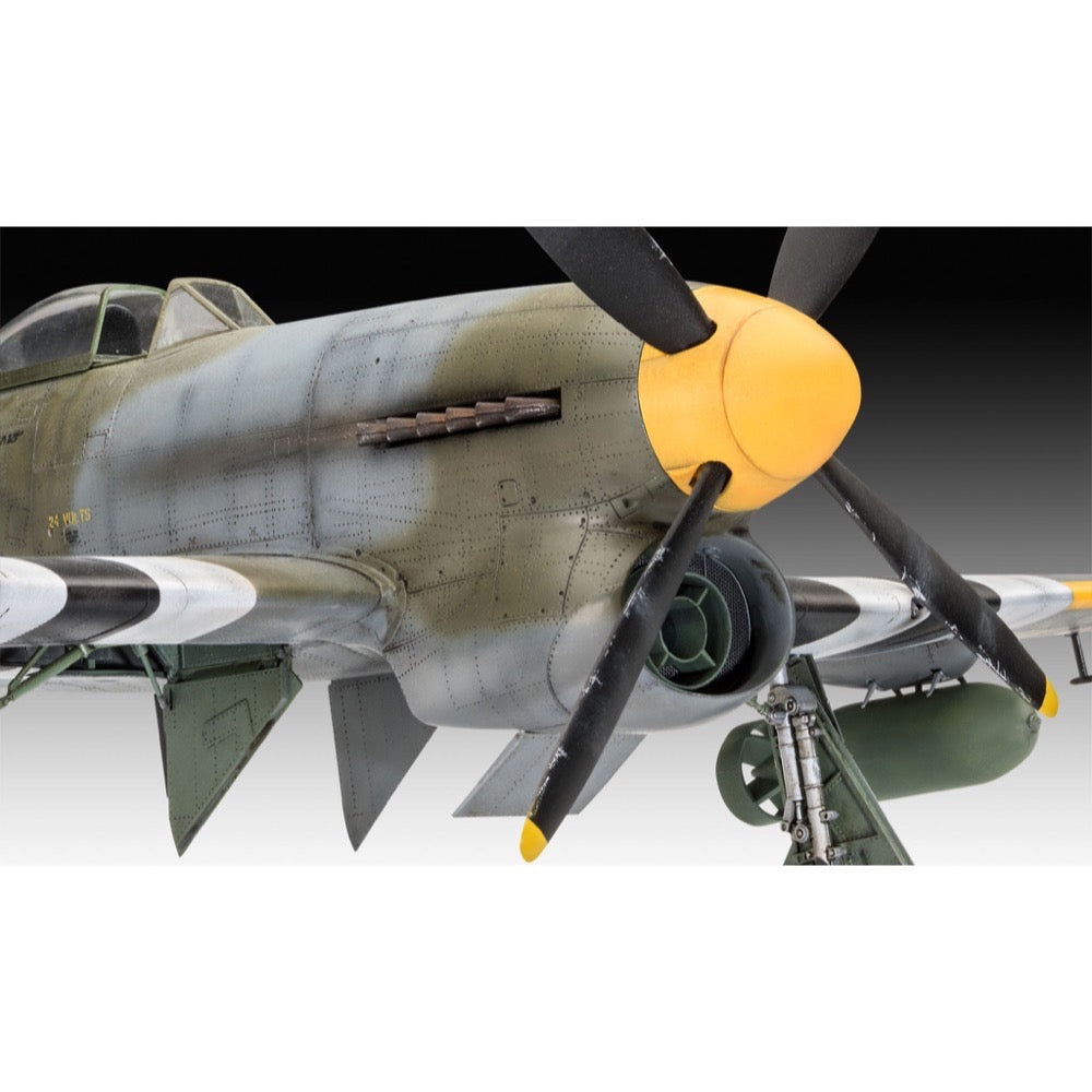 Revell 03851 1/32 Hawker Tempest V