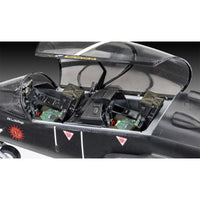 Revell 03852 1/32 Bae Hawk T2