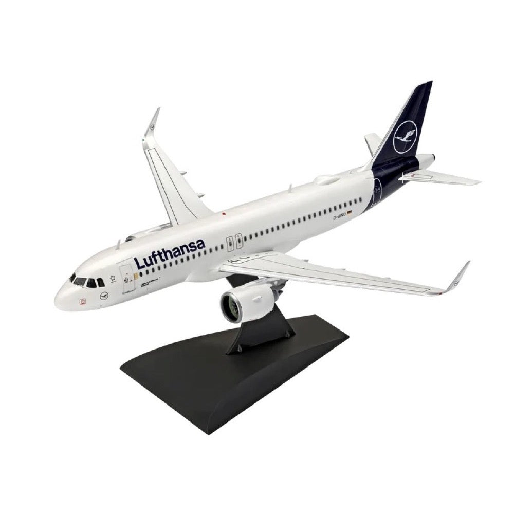 Revell 1/144 Airbus A320neo Lufthansa New Livery