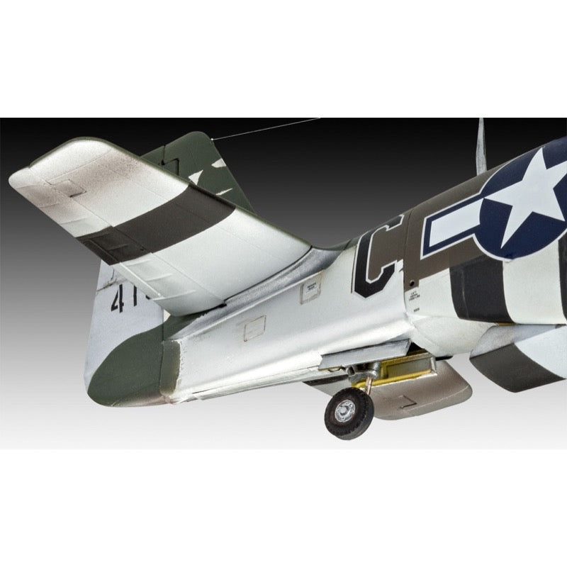 Revell 03944 1/32 P-51D Mustang