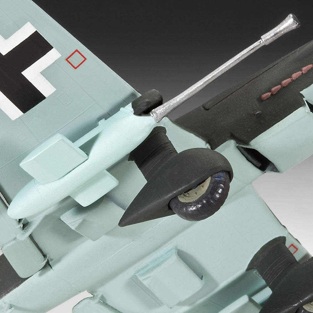 Revell 04692 1/72 Junkers JU 87 G/D Tank Buster