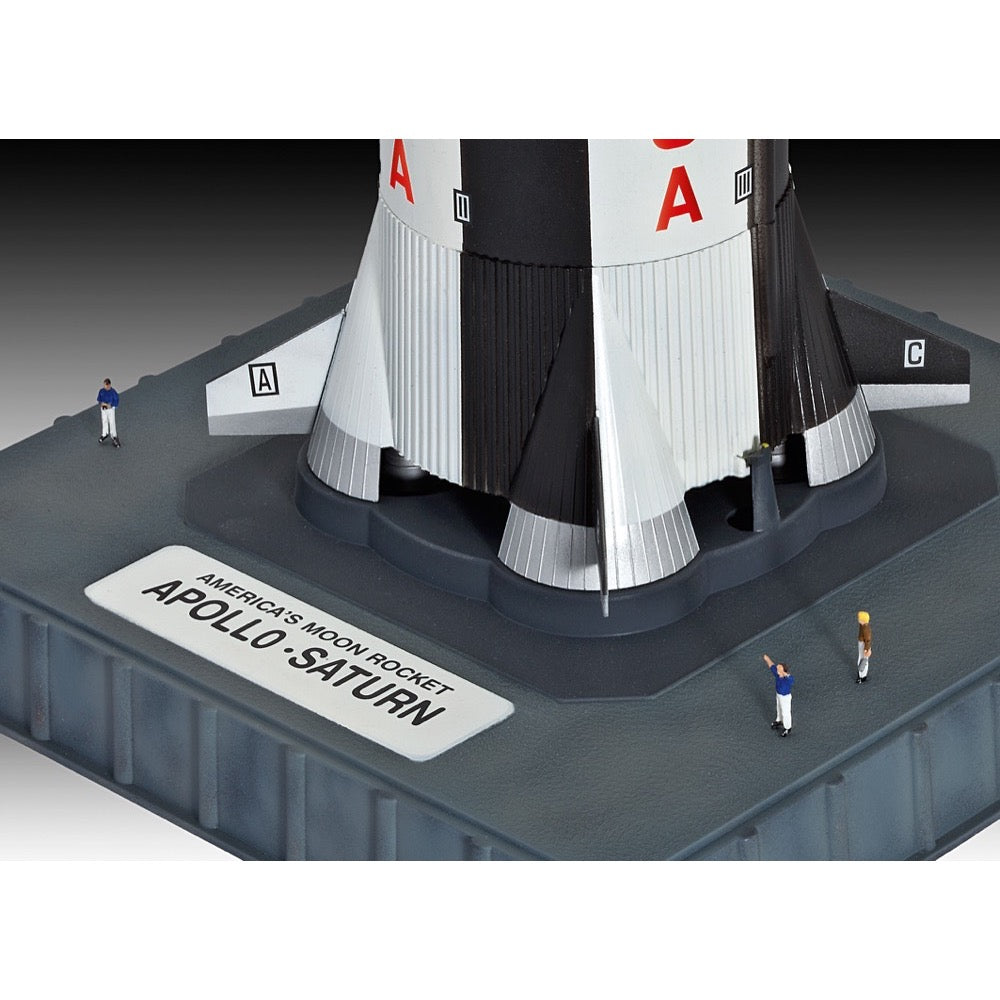 Revell 04909 1/144 Saturn V
