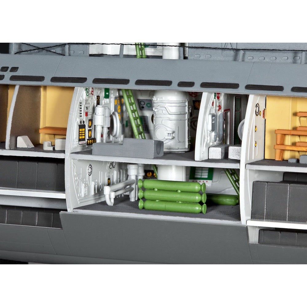 Revell 05078 1/144 U-Boat Type XXI with Interior