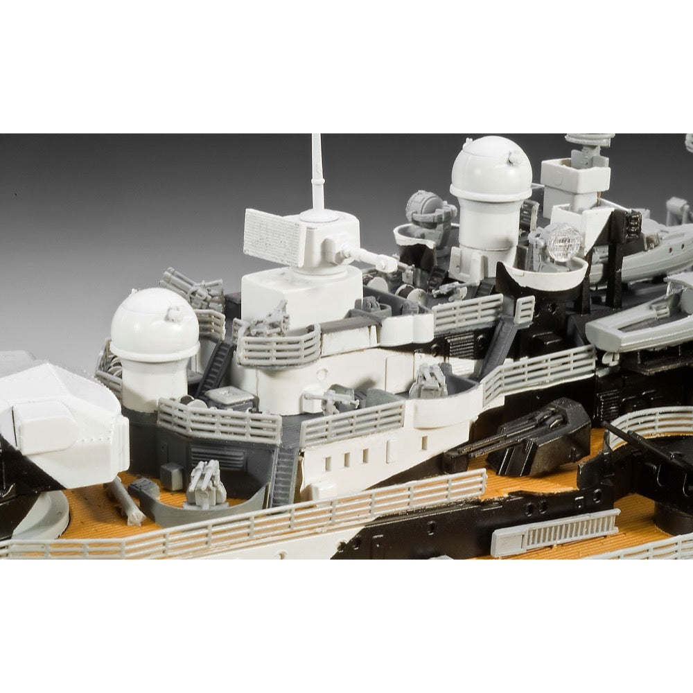 Revell 05096 1/350 German Battleship Tirpitz
