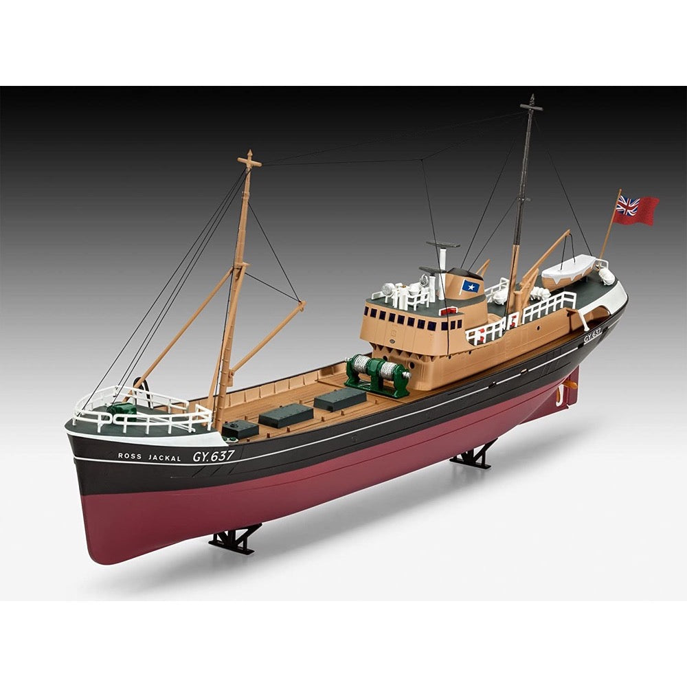 Revell 05204 1/142 North Sea Fishing Trawler