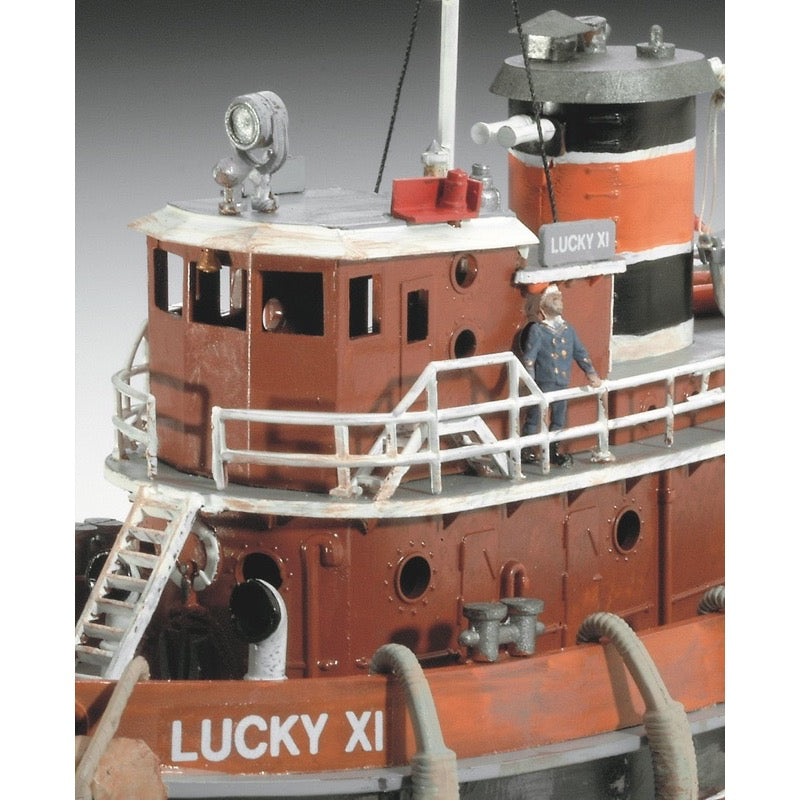 Revell 05207 1/108 Harbour Tug Boat