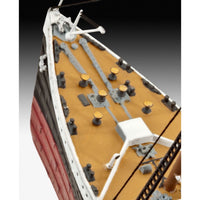Revell 05210 1/700 R.M.S Titanic