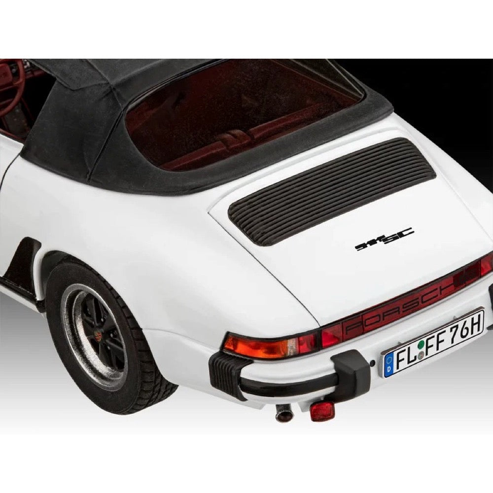 Revell 05646 1/24 50 Years of Porsche 911 G-Model Cabriolet Gift Set