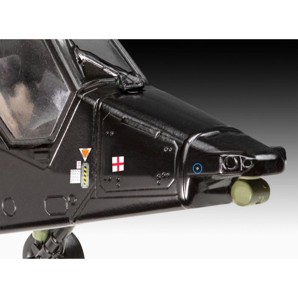 Revell 05654 1/24 James Bond Eurocopter Tiger Golden Eye