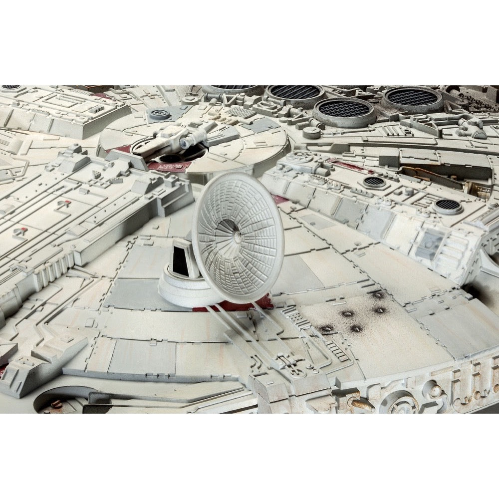 Revell 05659 1/72 Star Wars Return of The Jedi Millennium Falcon 40 Years Gift Set