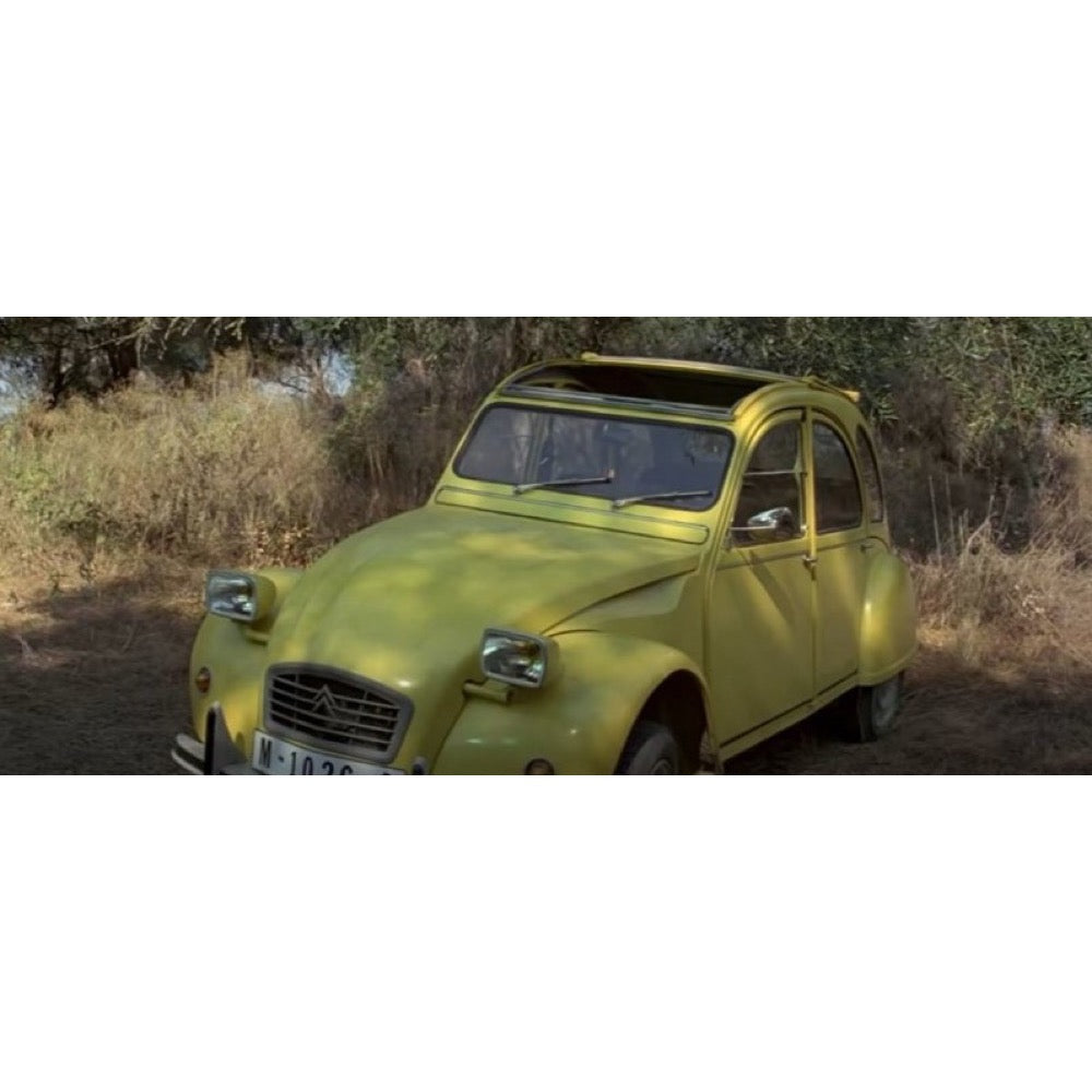 Revell 05663 1/24 James Bond Citroen 2 CV For Your Eyes Only