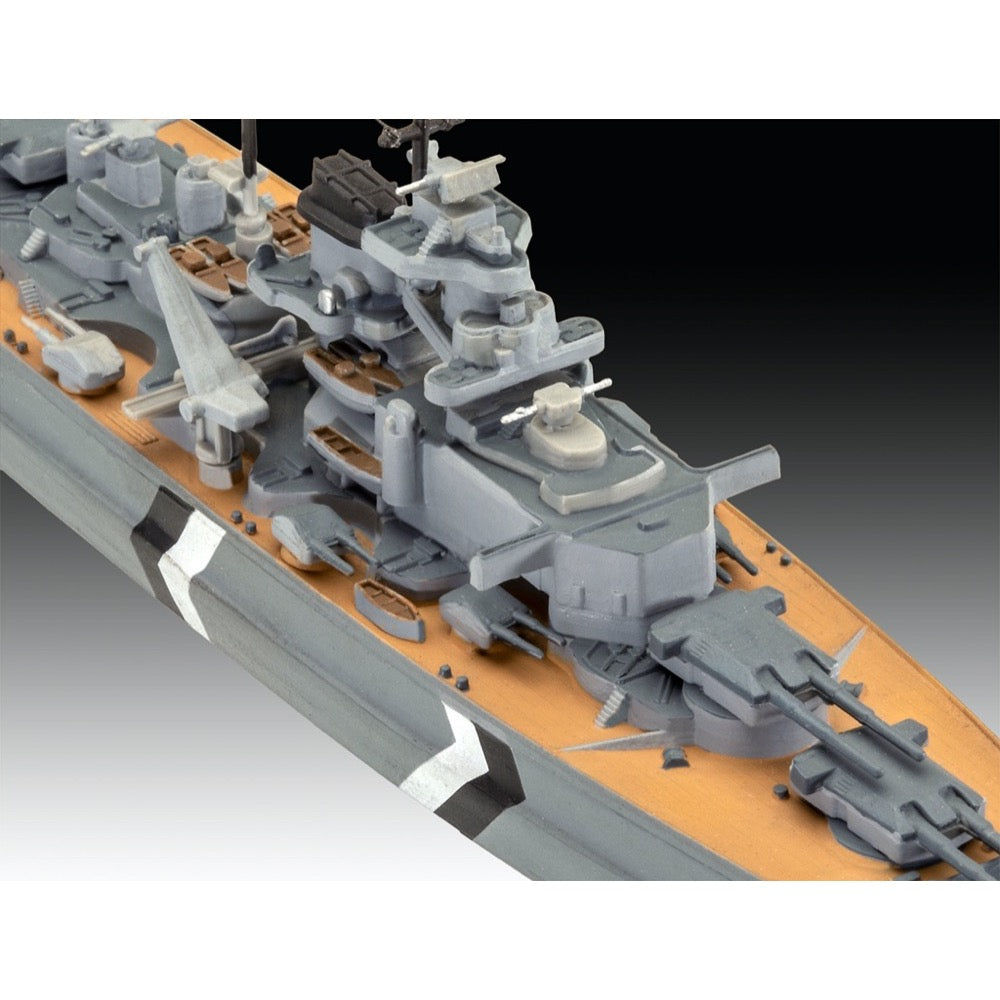 Revell 05668 1/1200 First Diorama Set Bismarck Battle