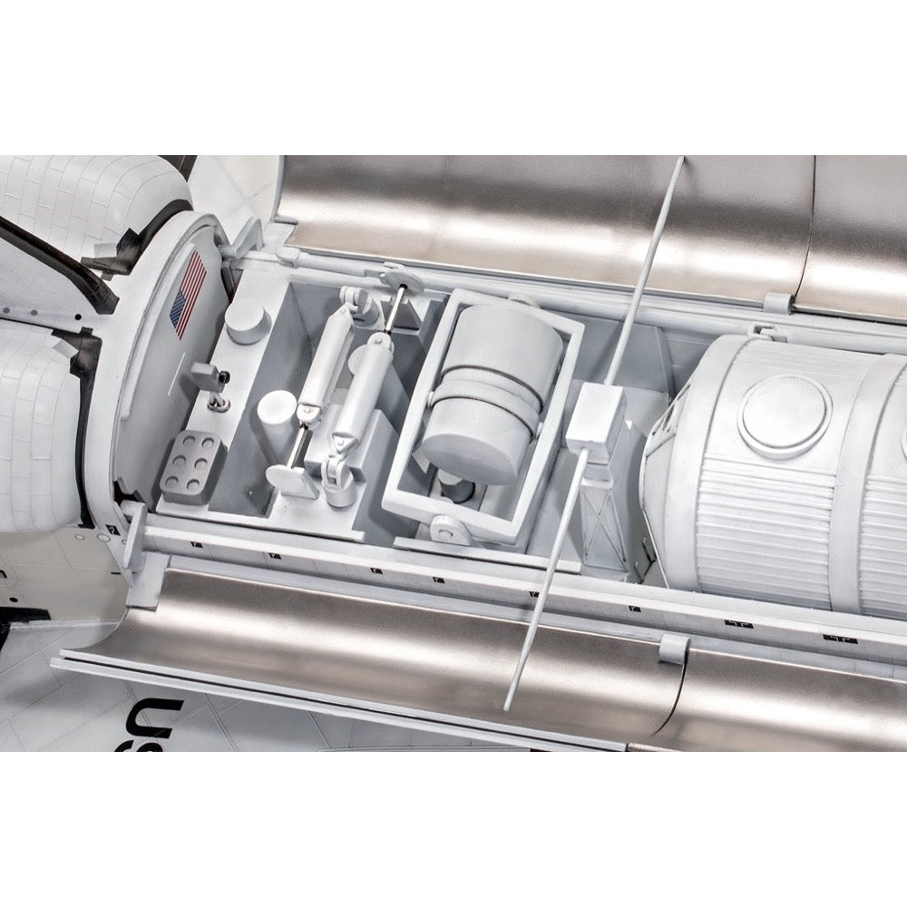 Revell 05673 1/72 Space Shuttle 40th Anniversary