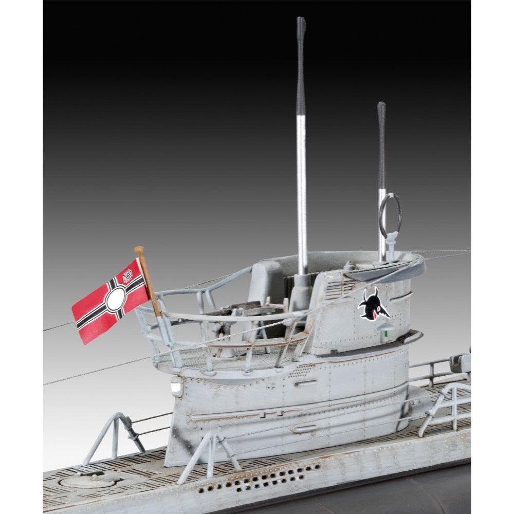 Revell 05675 1/144 Das Boot 40th Anniversary Collectors Edition Gift Set