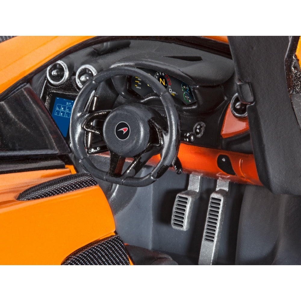 Revell 07051 1/24 McLaren 570S