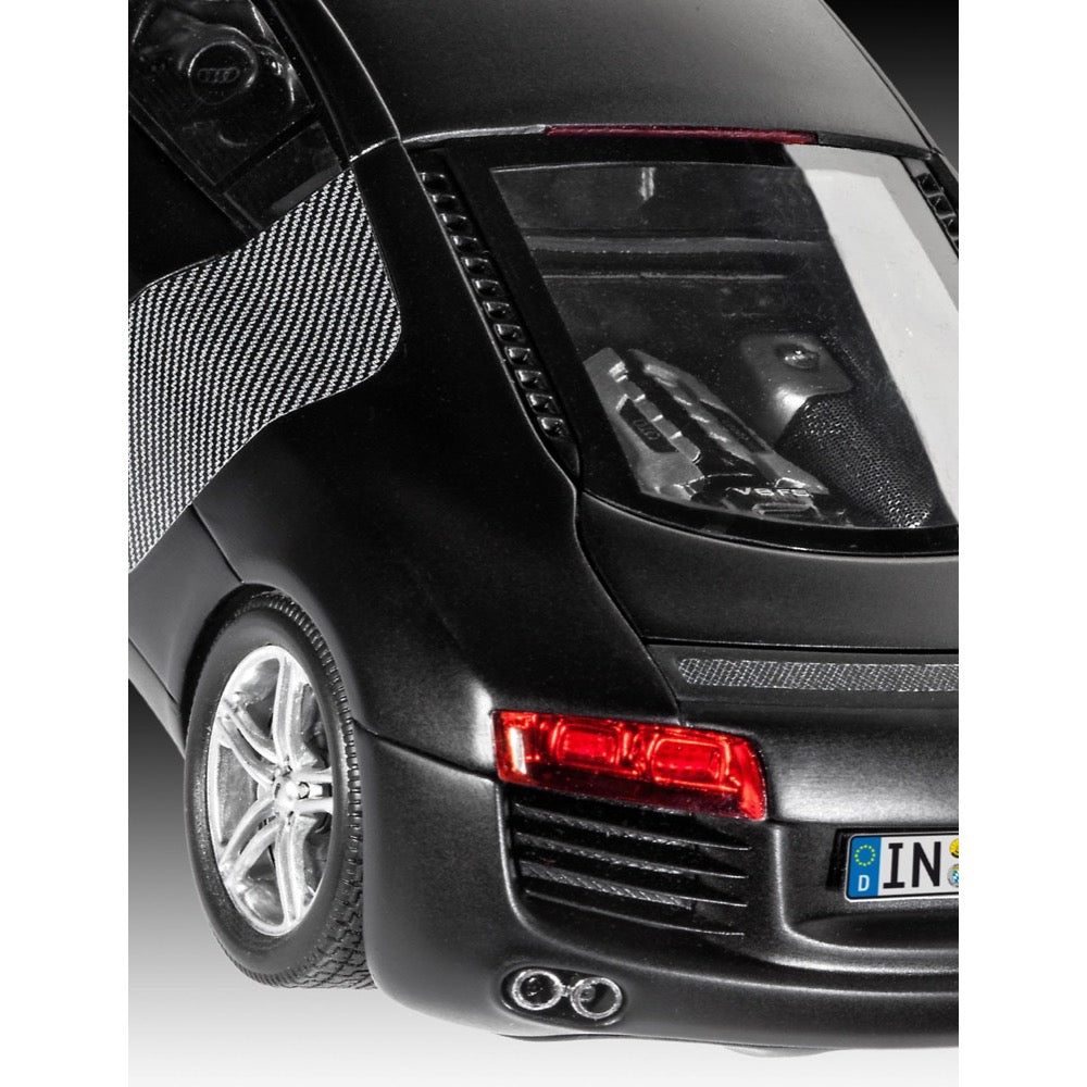 Revell 07057 1/24 Audi R8 Black