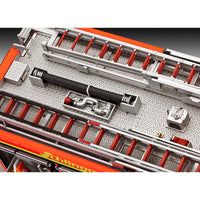 Revell 07404 1/24 Mercedes-Benz Atego 1529 AF Schlingmann LF20/16 Fire Truck