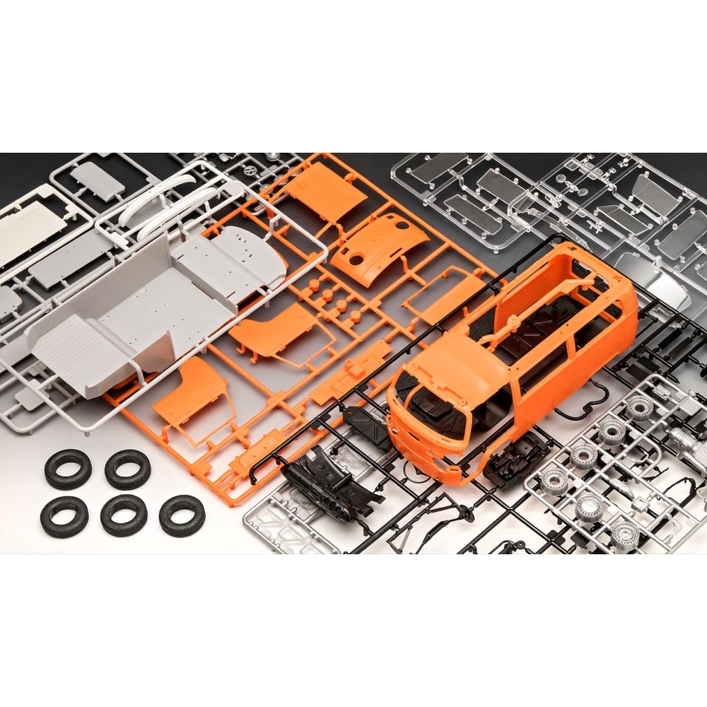 Revell 07667 1/24 VW T2 Bus Easy Click