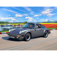 Revell 07688 1/24 Porsche 911 Carrera 3.2 Coupe