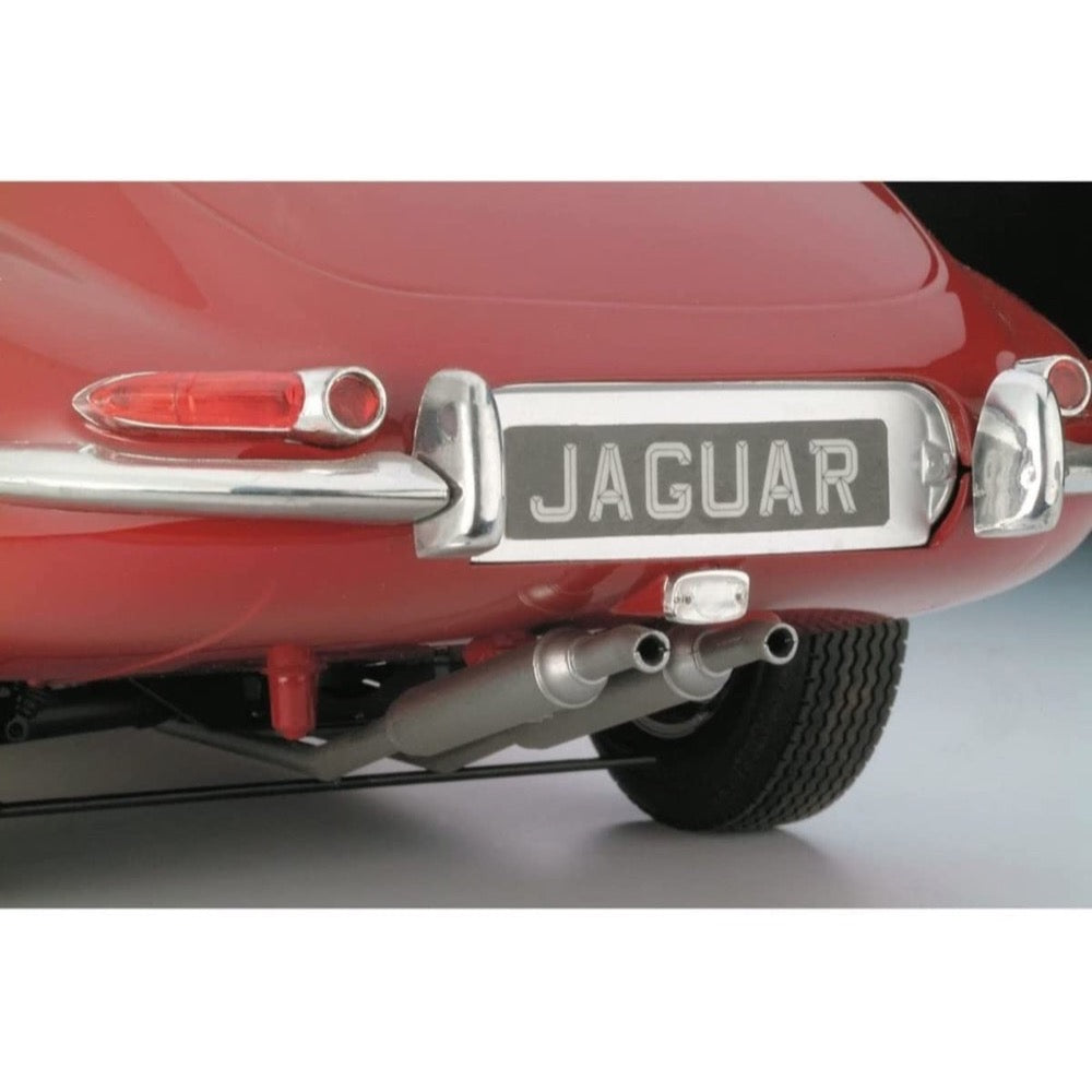 Revell 07717 1/8 Jaguar E-Type