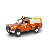 Revell 14568 1/25 Jeep J-10 Pick-Up with Camper