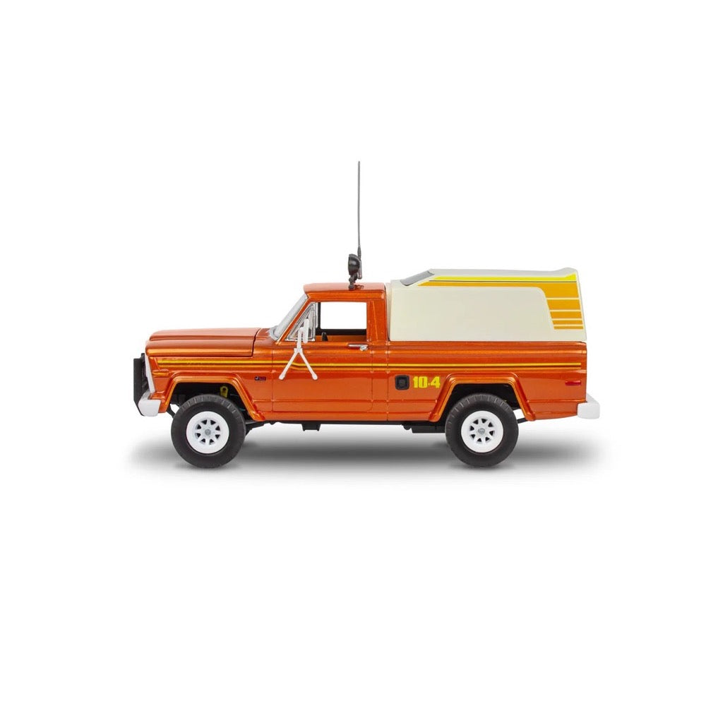 Revell 14568 1/25 Jeep J-10 Pick-Up with Camper