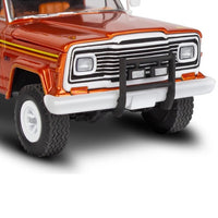 Revell 14568 1/25 Jeep J-10 Pick-Up with Camper