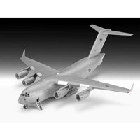 Revell 1/144 Boeing C-17A Globemaster III With AUS. Decals