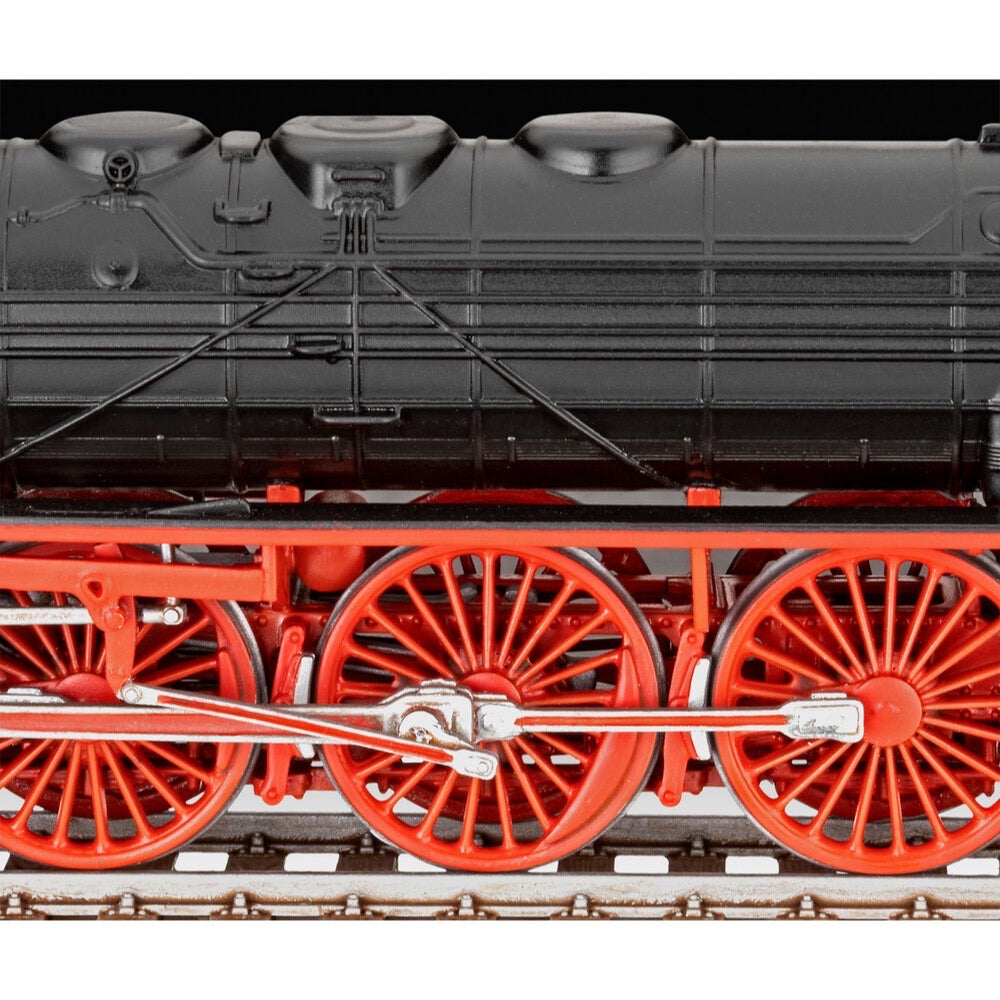 Revell 62171 1/87 Schnellzuglokomotive BR02 & Tender 2’2’T30 Model Kit Set