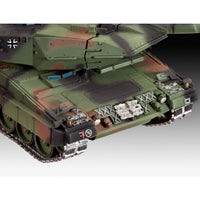 Revell 63180 1/72 Leopard 2A6/A6M Starter Set