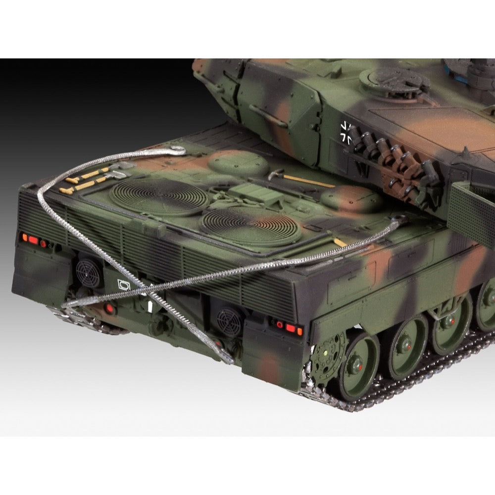 Revell 63180 1/72 Leopard 2A6/A6M Starter Set