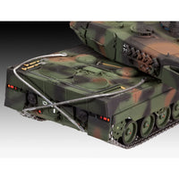 Revell 63180 1/72 Leopard 2A6/A6M Starter Set