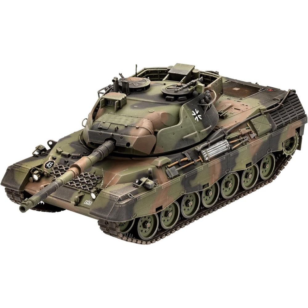 Revell 63320 1/35 Leopard 1A5 Model Kit Set