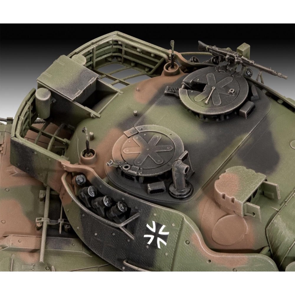 Revell 63320 1/35 Leopard 1A5 Model Kit Set