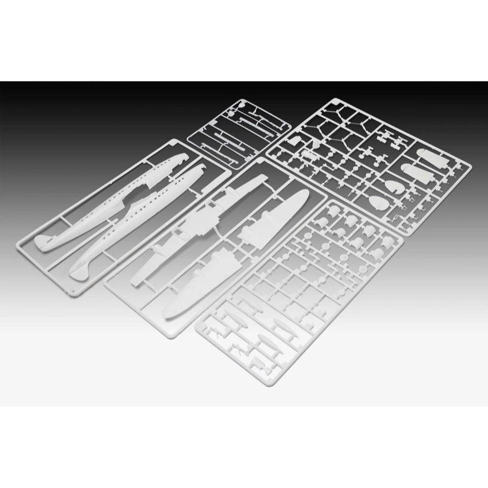 Revell 63745 1/144 Lockheed L.1049G Super Constellation LUF Model Set