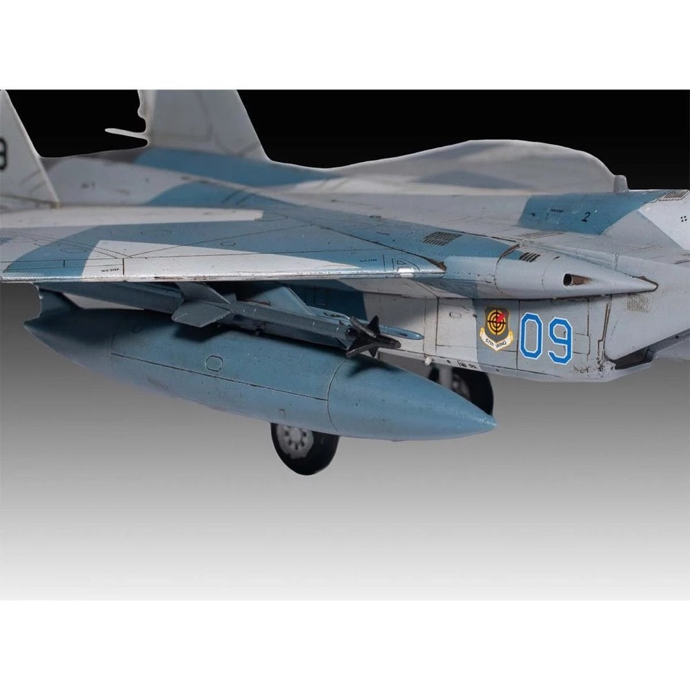Revell 063778 1/72 Boeing F-15C Eagle Model Set