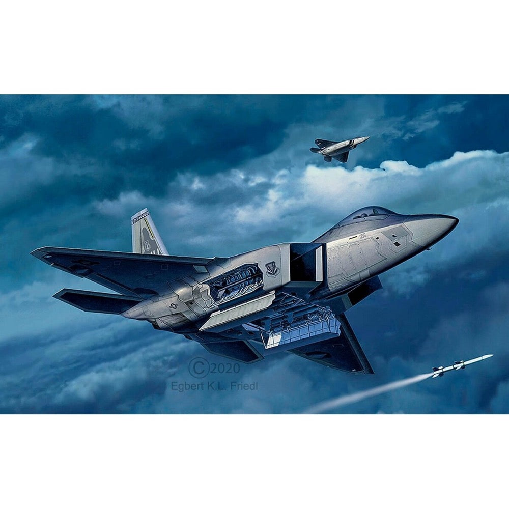 Revell 63858 1/72 Lockheed Martin F-22A Raptor Model Kit Set