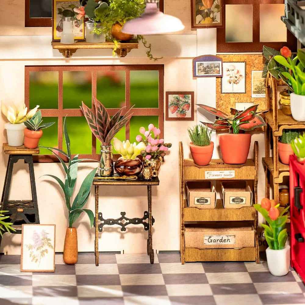 Robotime DIY Mini House Emily's Flower Shop