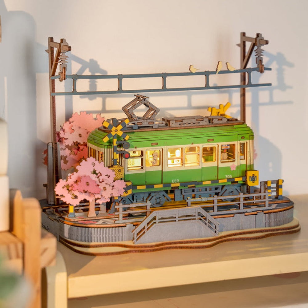 Robotime Rollife DIY Sakura Journey Tram 6946785119541