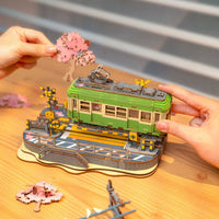 Robotime Rollife DIY Sakura Journey Tram 6946785119541